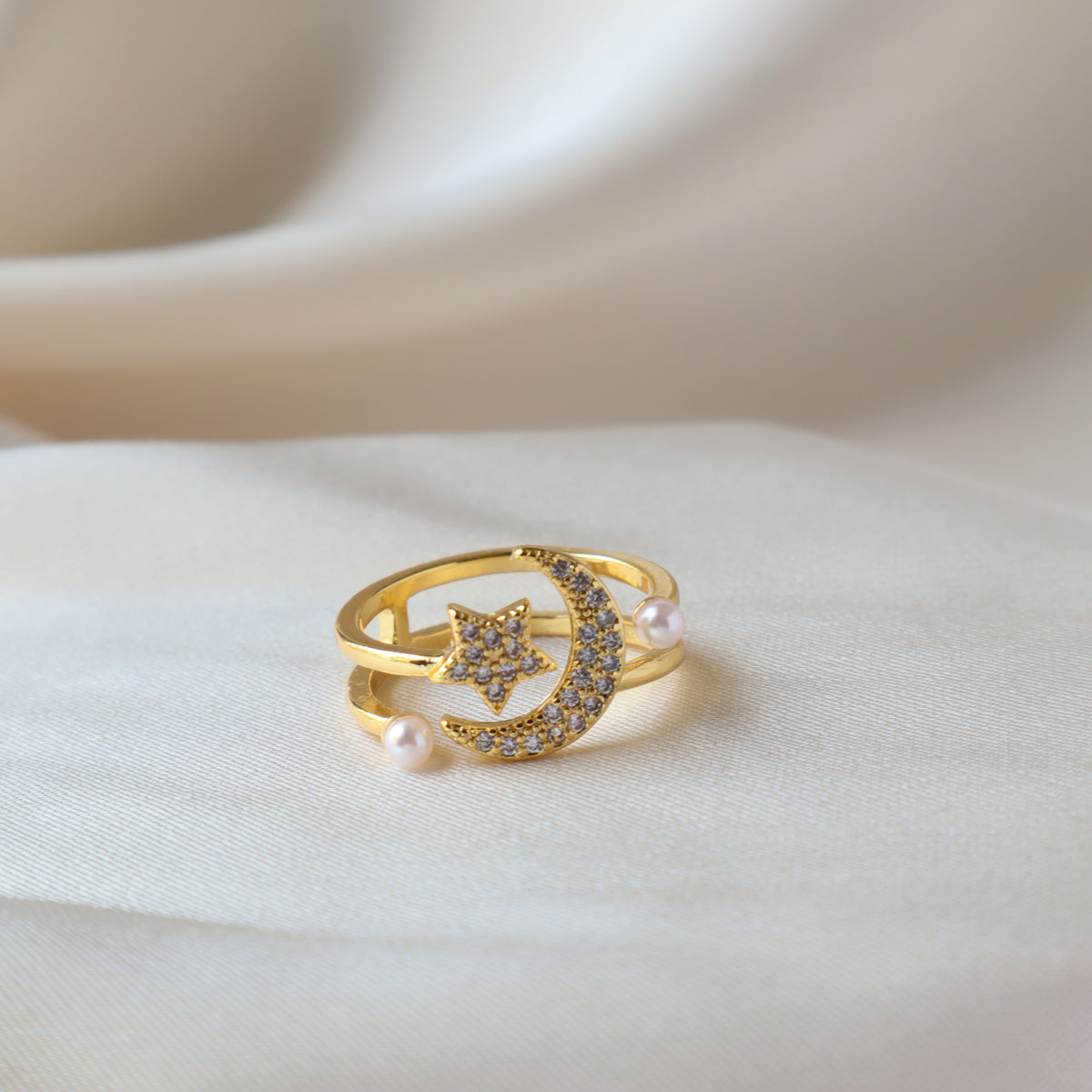 Moon & Star Pearl 18K Gold Plated Ring