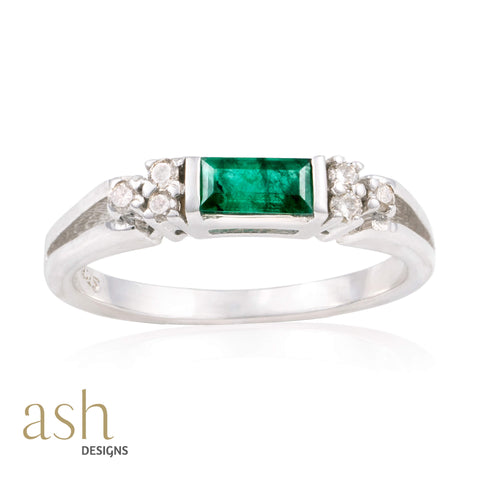 Belle Emerald and Diamond Ring