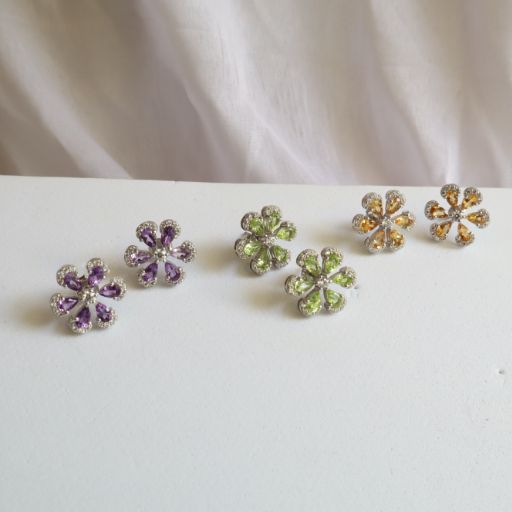 Winter Sparkle Flower Earrings