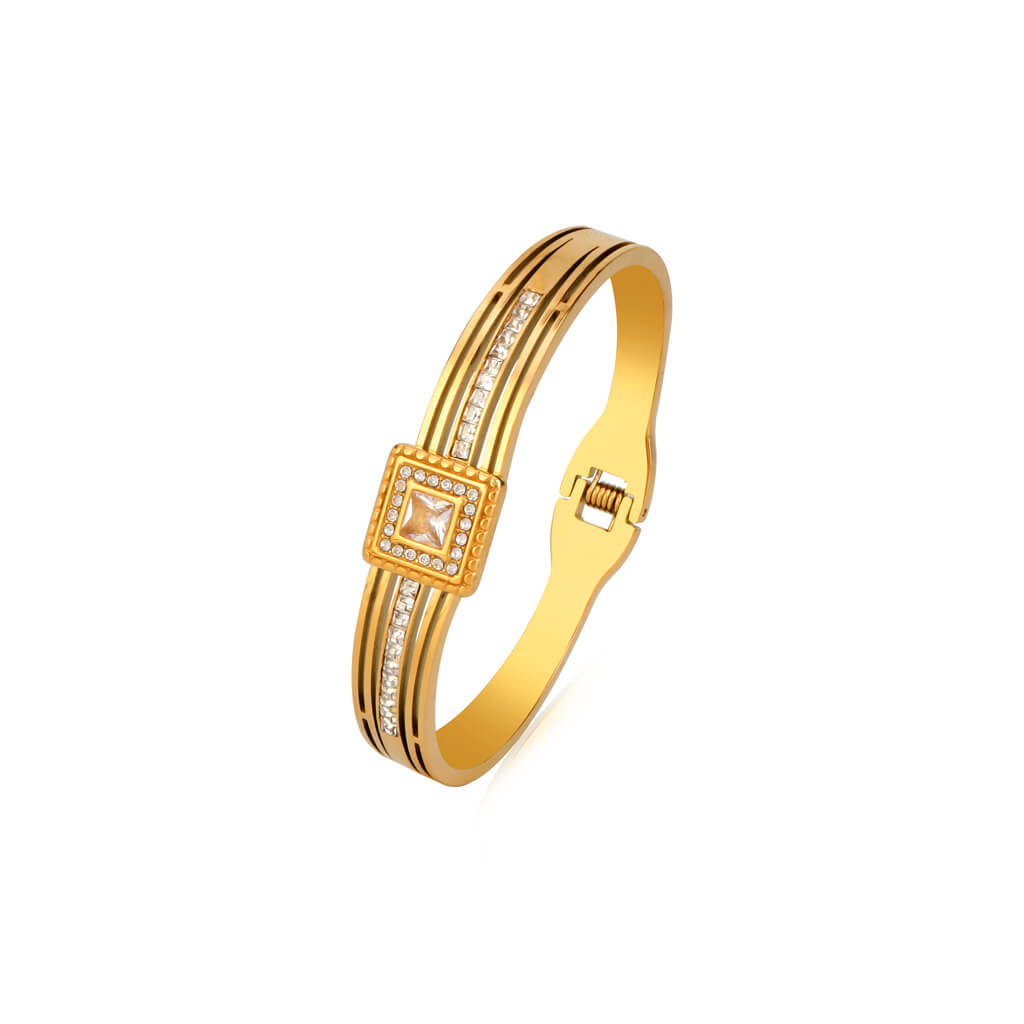 Brave 18K Gold Plated Bangle