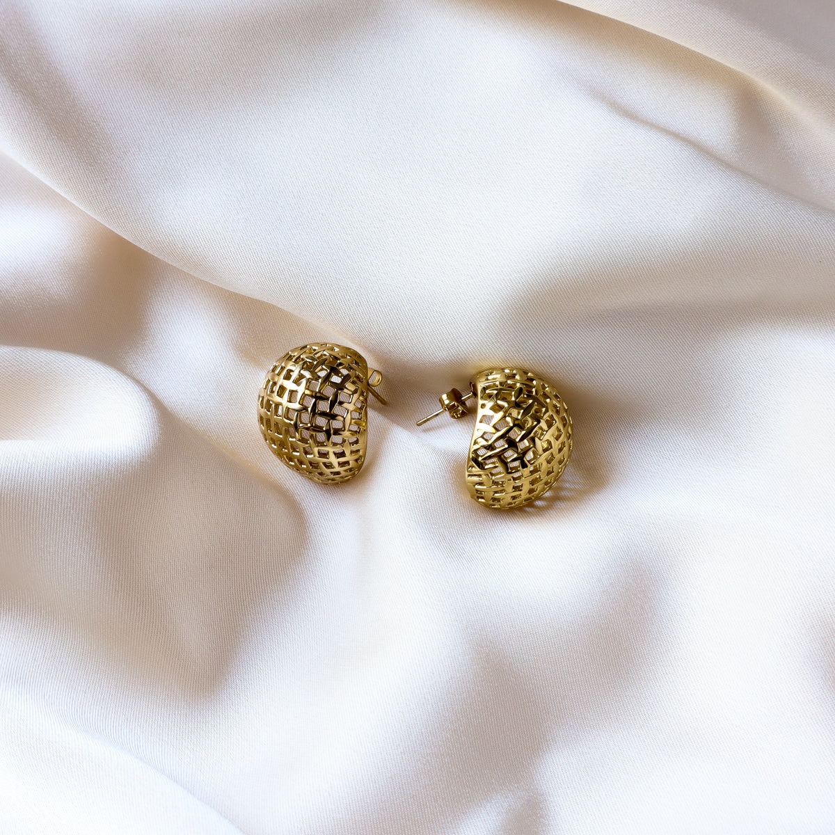 Big Dome Mesh 18K Gold Plated Earrings