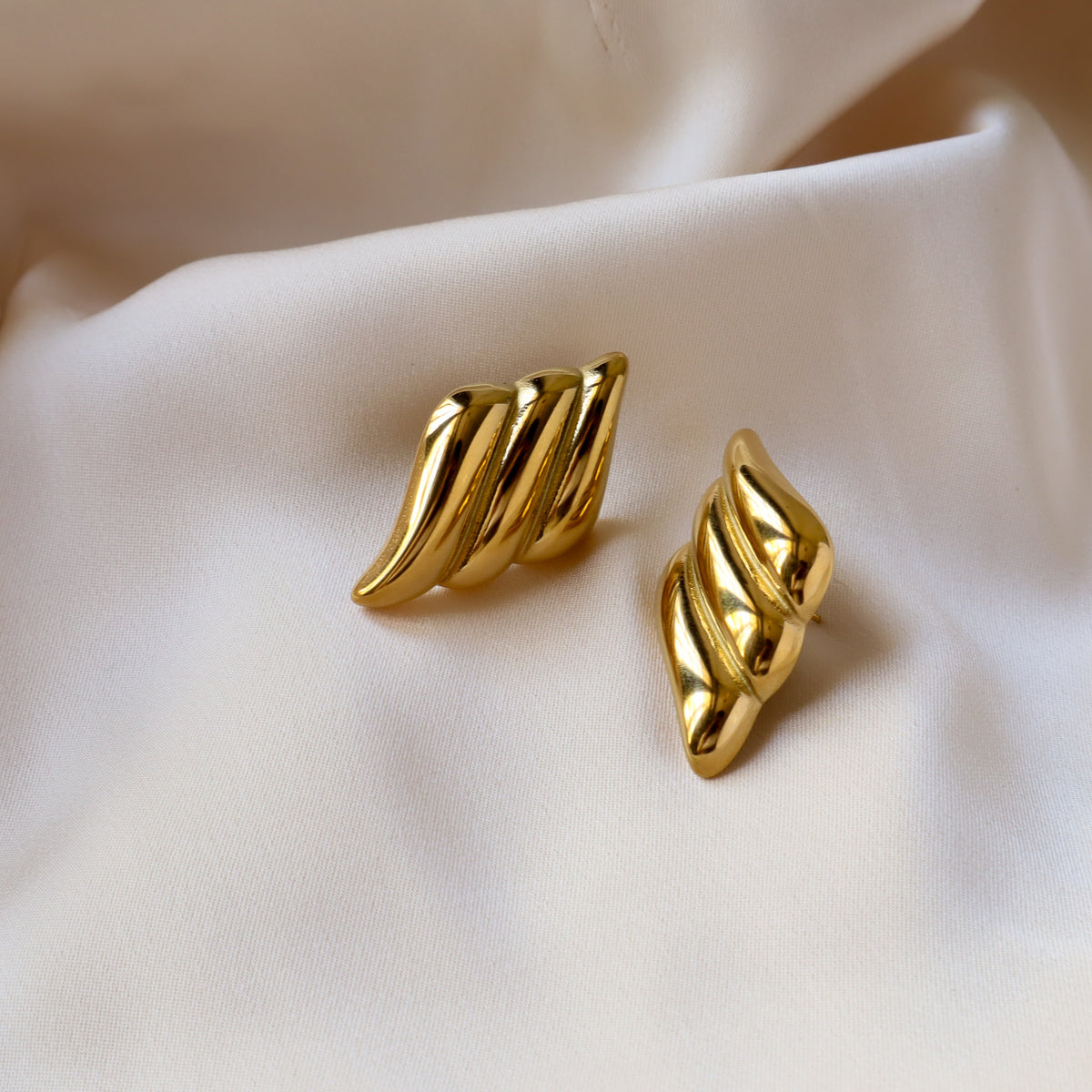 Vintage Wave 18K Gold Plated Earrings