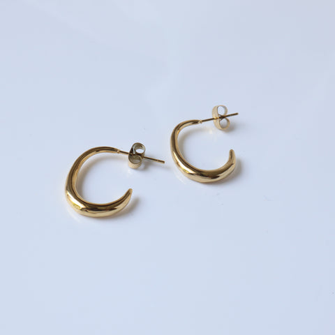 Sleek 18K Gold Plated Hoop Earrings