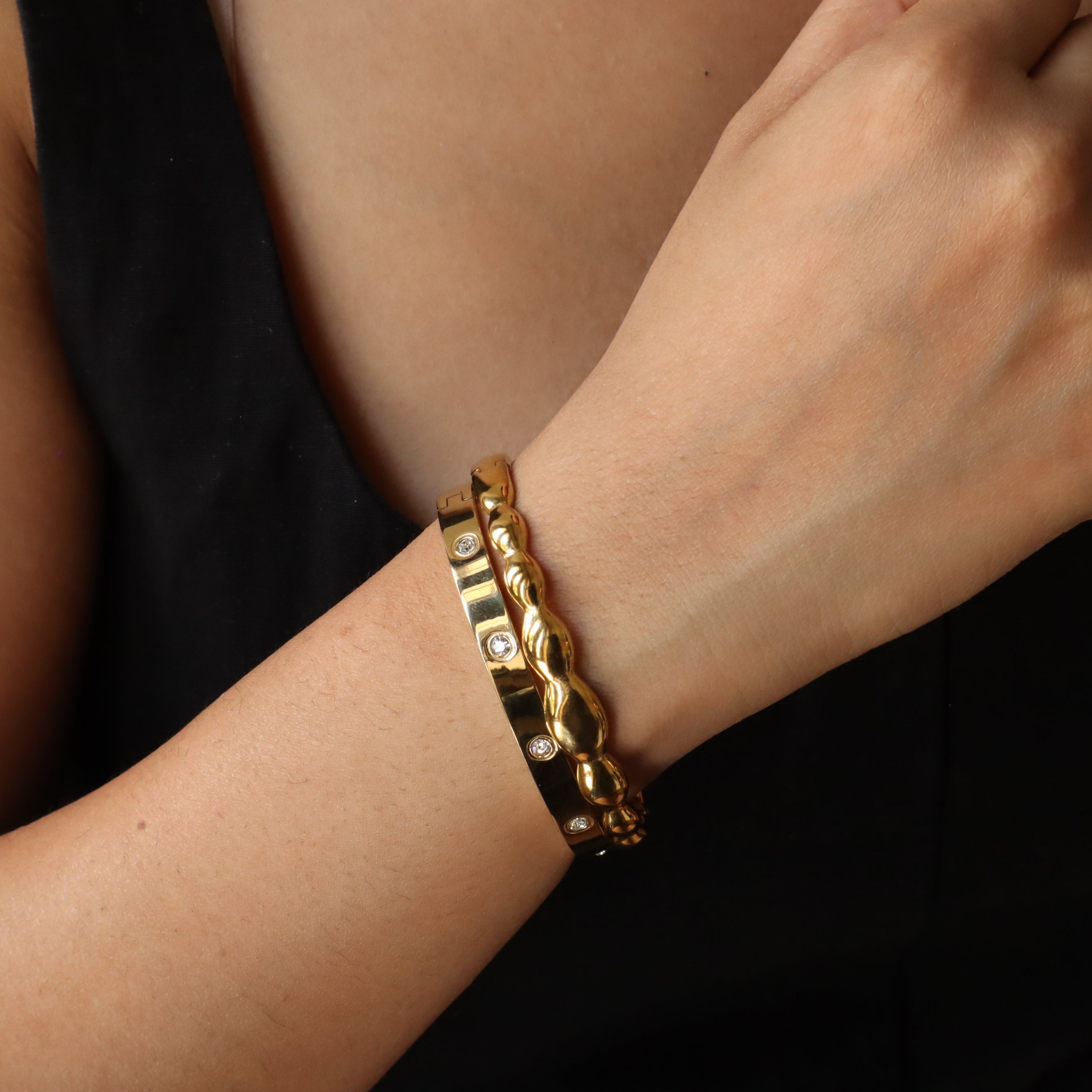 Wave 18K Gold Plated Bangle